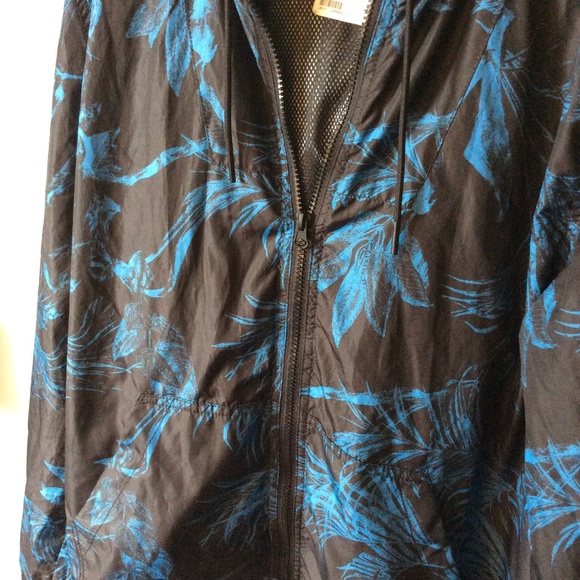 NWT H&M Windbreaker Style Men's Jacket - Picture 2 of 7